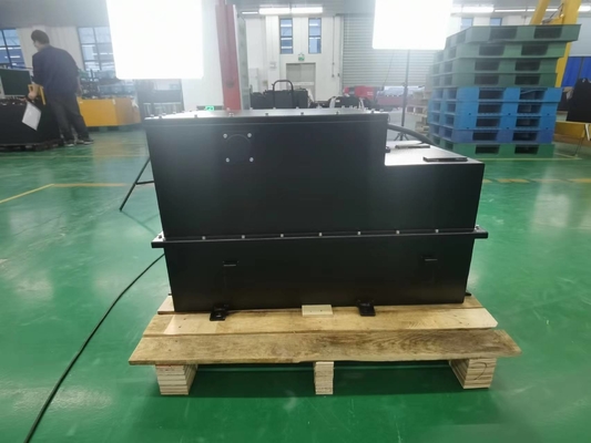 153V350Ah 53.76KWh IP67のリチウム鉄の隣酸塩電池